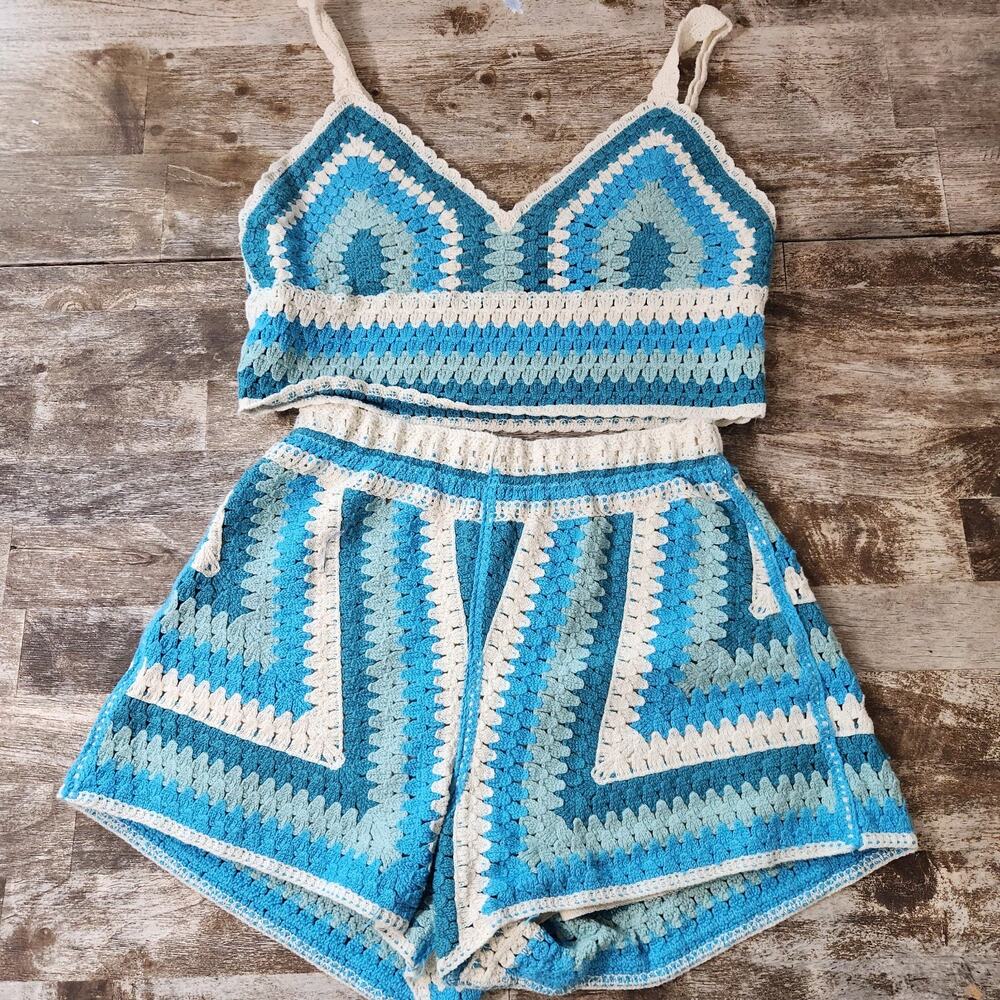 Crochet 2 Piece Set Womens XS Crop Top Shorts Blue Granny Square Boho Y2K